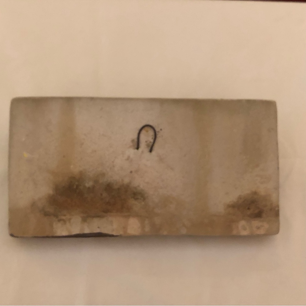 Decorative Rabbit Wall Plaque in Weathered Stone Finish - Picture 9 of 10